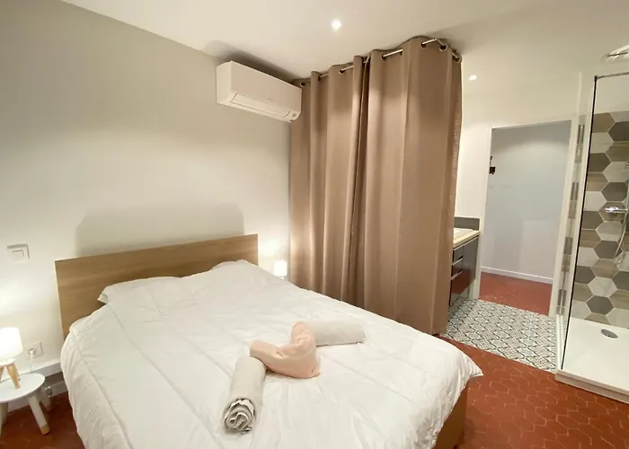 06cf Beautiful Renovated In Old Appartamento *